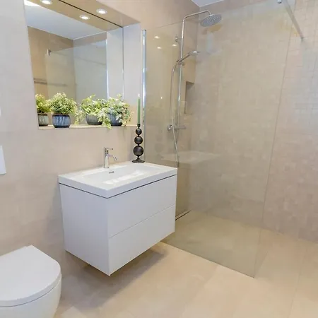 New, Freestanding House Near Rab 펜션 Hutschenhausen