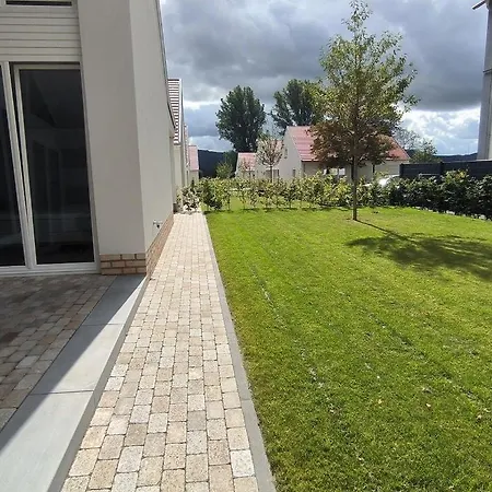 New, Freestanding House Near Rab 펜션 Hutschenhausen